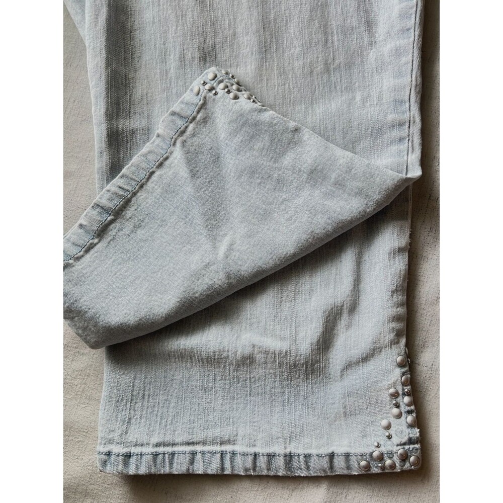 Ruby Rd Light Wash Ladies Capri's with leg embellishments & slits Size 10 - Picture 2 of 9